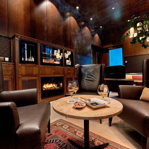 Hotel-Eden-Spiez--Smokers-Lounge